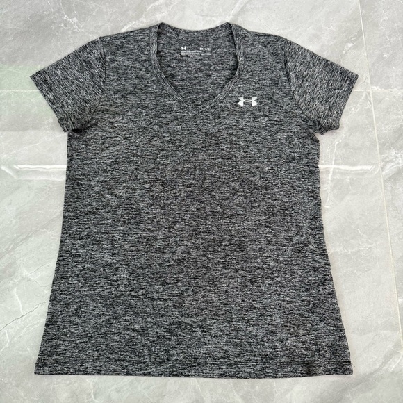 Women’s Under Armour Twist Tech Heat Gear V-Neck Short Sleeve Shirt Small - Picture 2 of 15